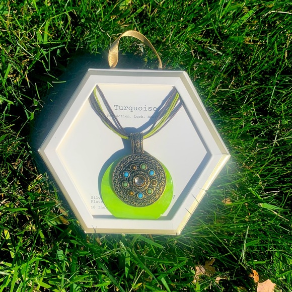 π Lia Sophia Green Bohemian Necklace π - Picture 3 of 3